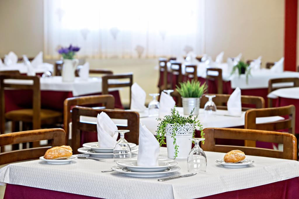Hostal San Andres Aleson Ngoại thất bức ảnh